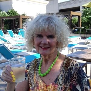 Meet your Posher, Yvonne